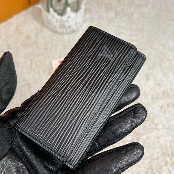 🌸Epi Multicles 4 Leather Ring Key Case - Picture 4 of 14